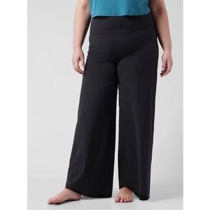 Athleta Black Elation Wide Leg Pant Size 2X